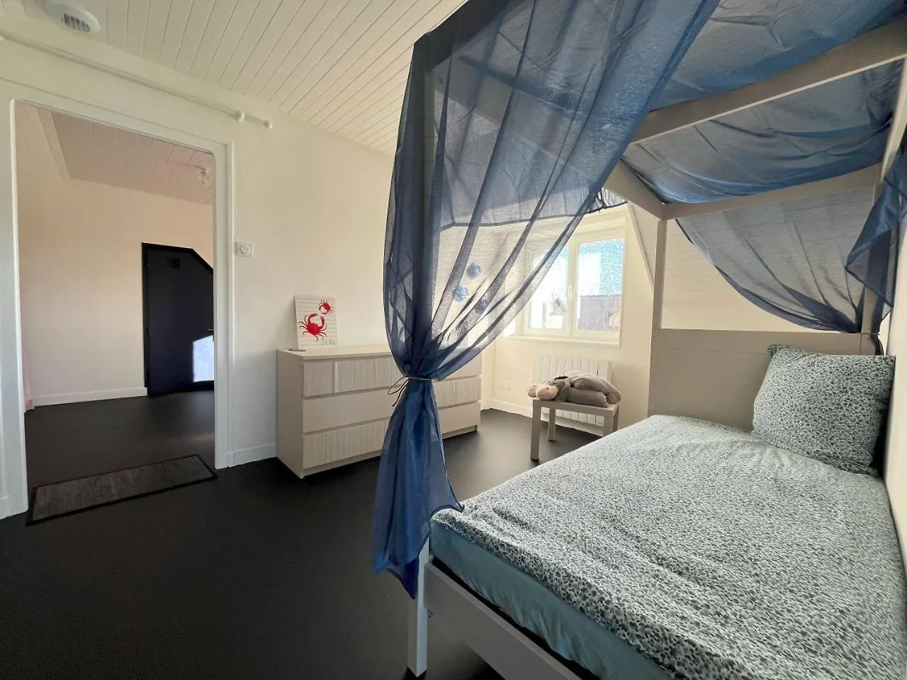 Maison Renovee 3 Chambres Pour 5 Personnes, Proche Mer, Parking Cléder