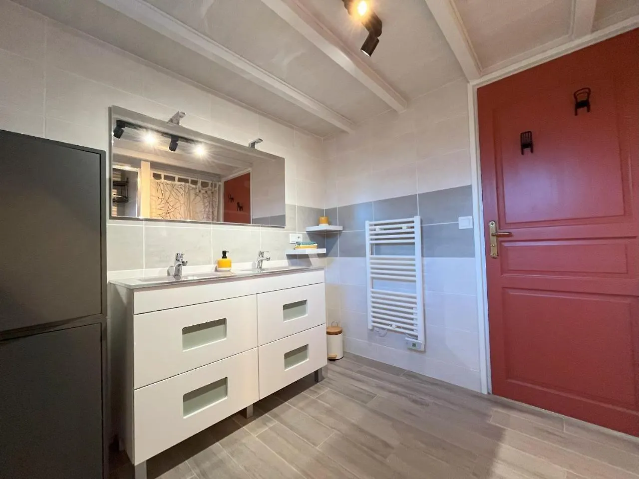 Maison Renovee 3 Chambres Pour 5 Personnes, Proche Mer, Parking Cleder Holiday home