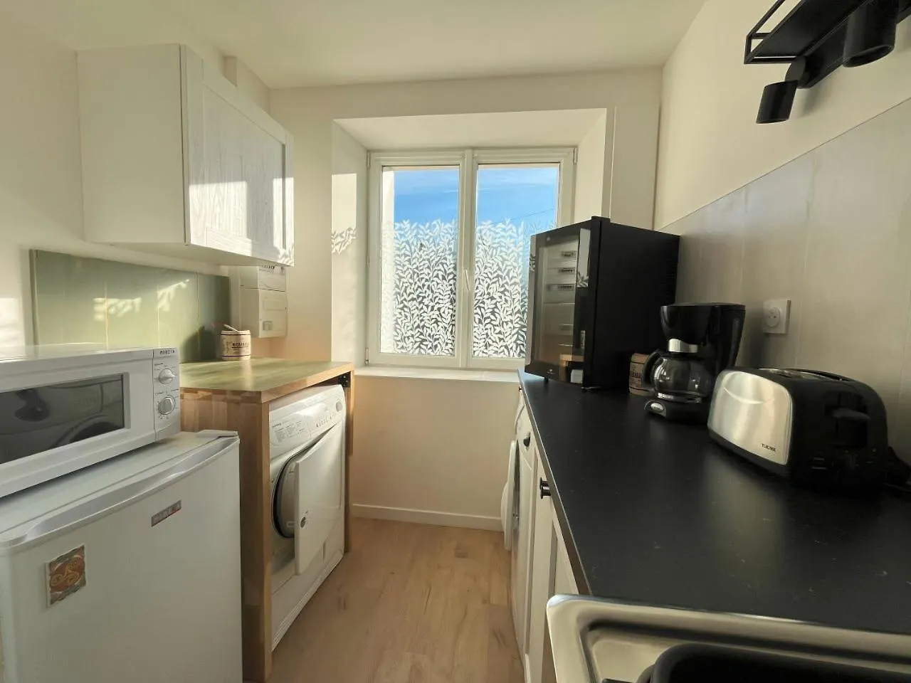 Holiday home Maison Renovee 3 Chambres Pour 5 Personnes, Proche Mer, Parking Cleder