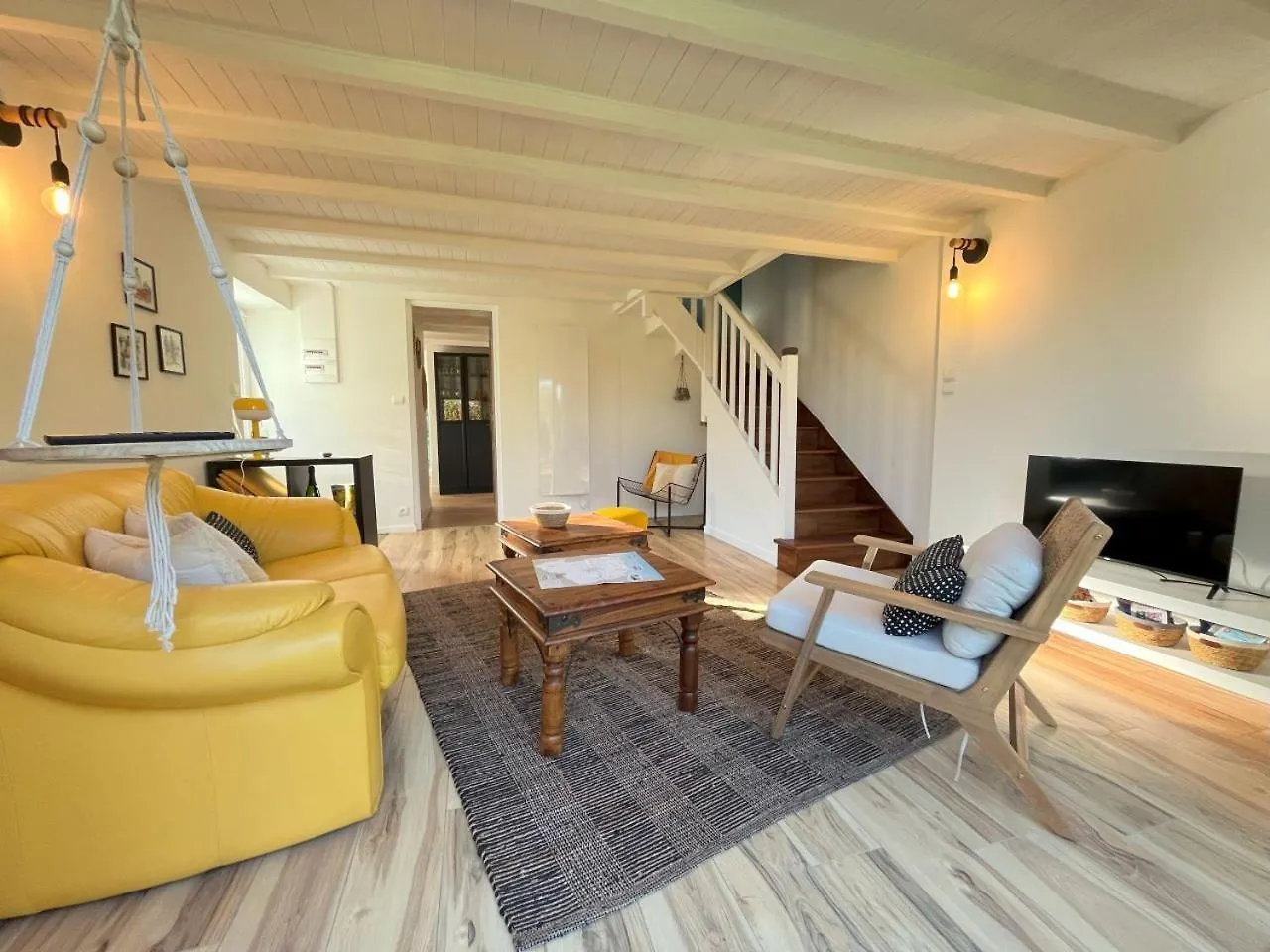 Holiday home Maison Renovee 3 Chambres Pour 5 Personnes, Proche Mer, Parking Cleder France