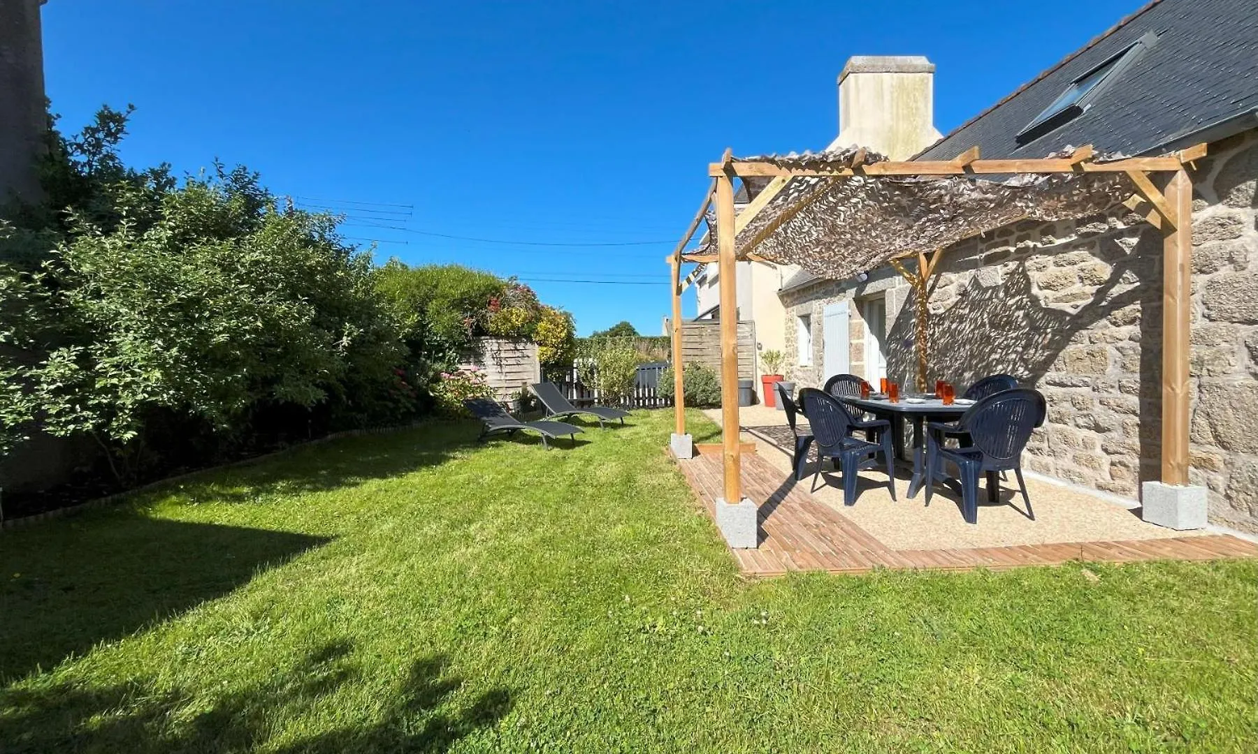 Prázdninový dům Maison Renovee 3 Chambres Pour 5 Personnes, Proche Mer, Parking Cléder